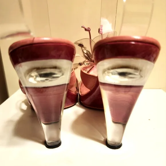 Vtg. Mint Baldinini Pink Leather/PVC Flower Lucite Heel Sandals Sz.6.5 Ret$475
