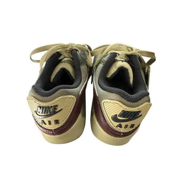 Waterproof Nike Air Max 90 Gore-Tex Shoes Size 3.5 y