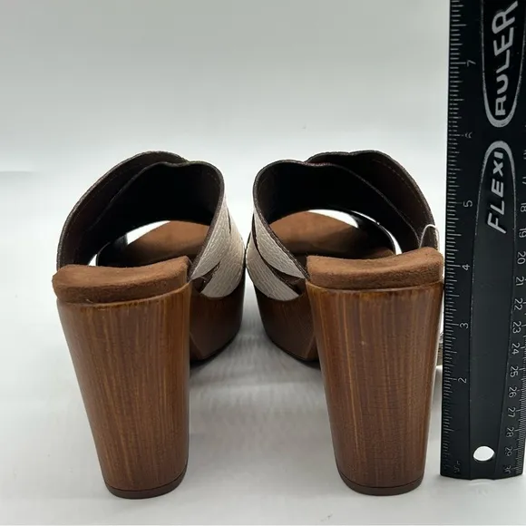 WHITE MOUNTAIN women’s Alive Platform wooden block Slide Sandal in white size 7