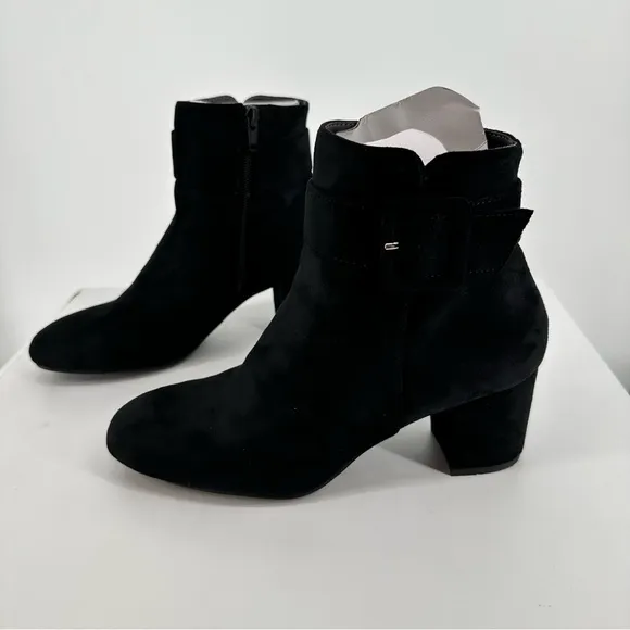 White Mountain Womens White Mountain Freckly Ankle Boots Black size 7 Buckle