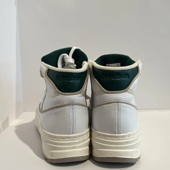 Woman's Sneakers &amp; Athletic Shoes Reebok Lifestyle Club C Geo Mid