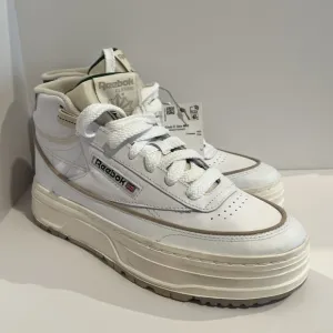 Woman's Sneakers &amp; Athletic Shoes Reebok Lifestyle Club C Geo Mid