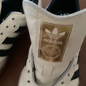WOMEN'S ADIDAS ORIGINALS SAMBA OG CASUAL SHOES