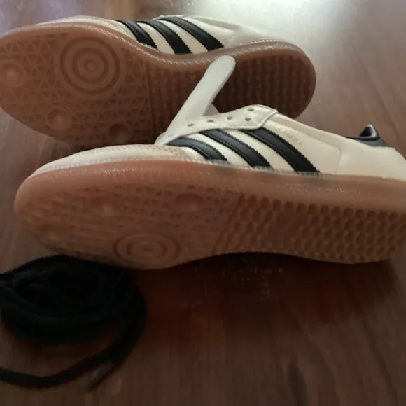 WOMEN'S ADIDAS ORIGINALS SAMBA OG CASUAL SHOES