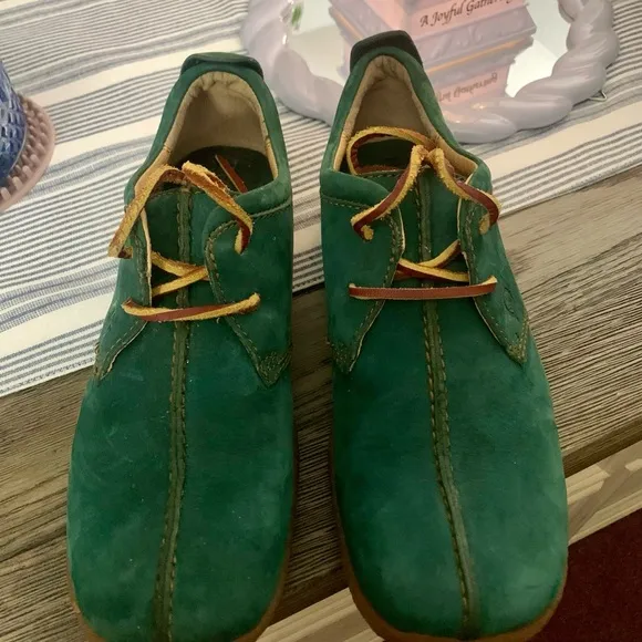 Womens Born Green Nubuck Leather Lace Up Shoes NWOB