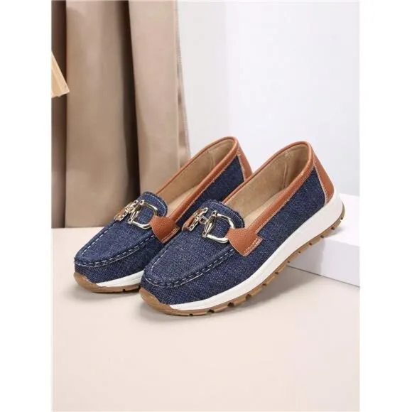 Women's Casual Sports Shoes With Comfortable Soft Sole And Metal Chain Decor