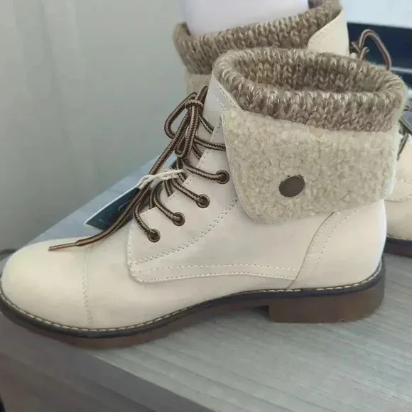 Women's Duena Booties