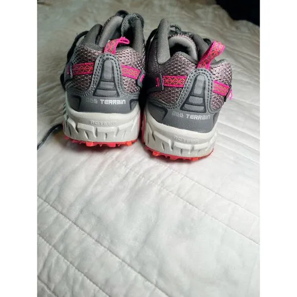 Women’s New Balance 412 Running Athletic Training Shoes Sz 9.5 Gray Pink