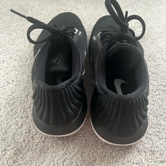 Women’s Nike Flex Supreme TR5 Training Running Sneakers