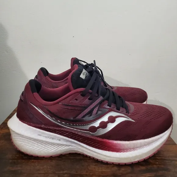 Womens Saucony Triumph 20 Running Shoes Size 9 Sundown/Rose