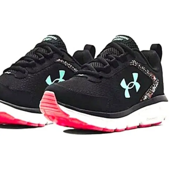 Women’s Under Armour Charged Assert Paint Splatter Sneaker - Size 7.5 Med.