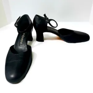 Yves Saint Laurent Black Heels Sling Back Shoes (Size 6 US , 35.5 Euro