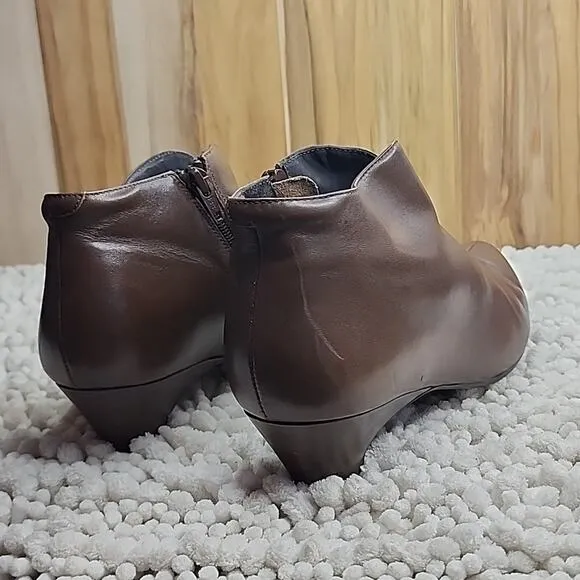 ☆ZIERA☆ KUMPS LEATHER BROWN ZIPPER ANKLE BOOTS LADIES SIZE 38 IN VGUC☆☆☆▪︎▪︎▪︎